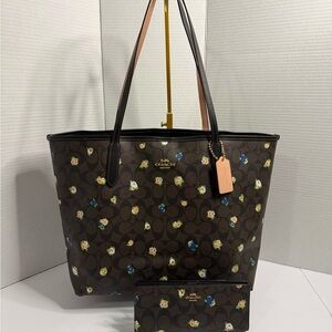 Coach City Vintage Mini Rose Tote & Matching Slim Wallet